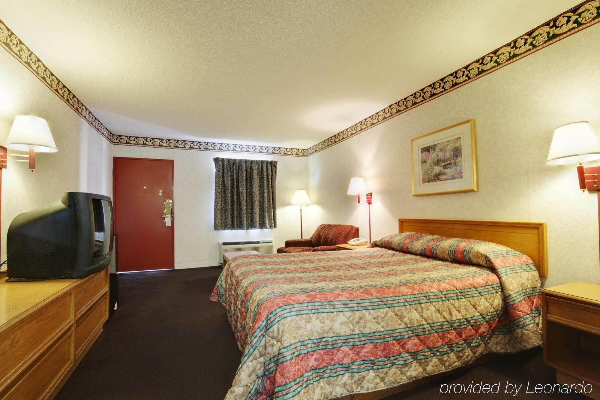Americas Best Value Inn & Suites Μαίηκον Εξωτερικό φωτογραφία